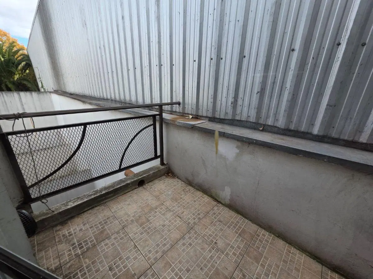 DEPARTAMENTO EN ALQUILER EN BURZACO! A METROS DE LA ESTACION Y DE LA AV. ESPORA 4