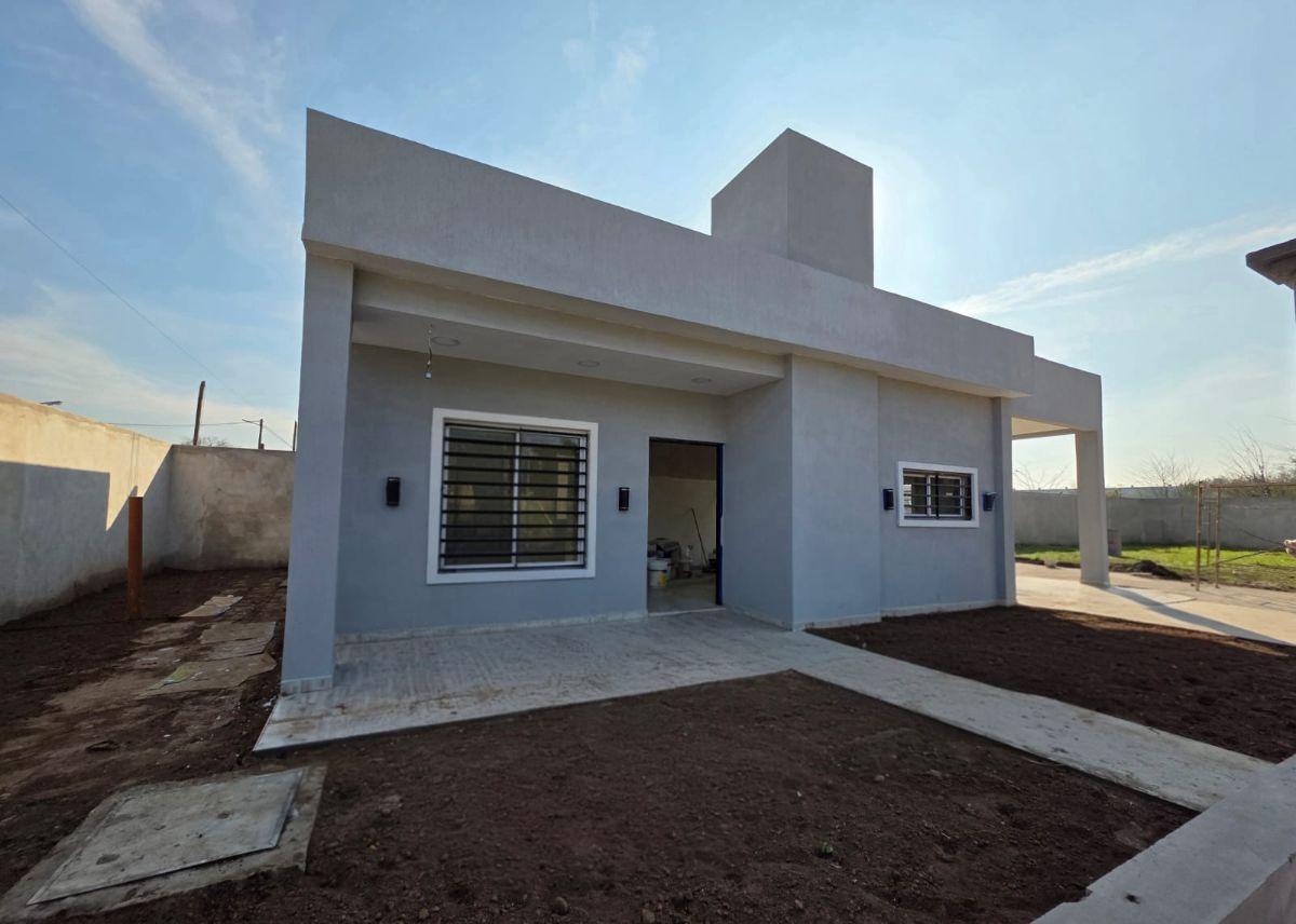 Foto de CASA A ESTRENAR EN ALQUILER! ZONA BARRIO LOS PINARES LONGCHAMPS, imagen 2