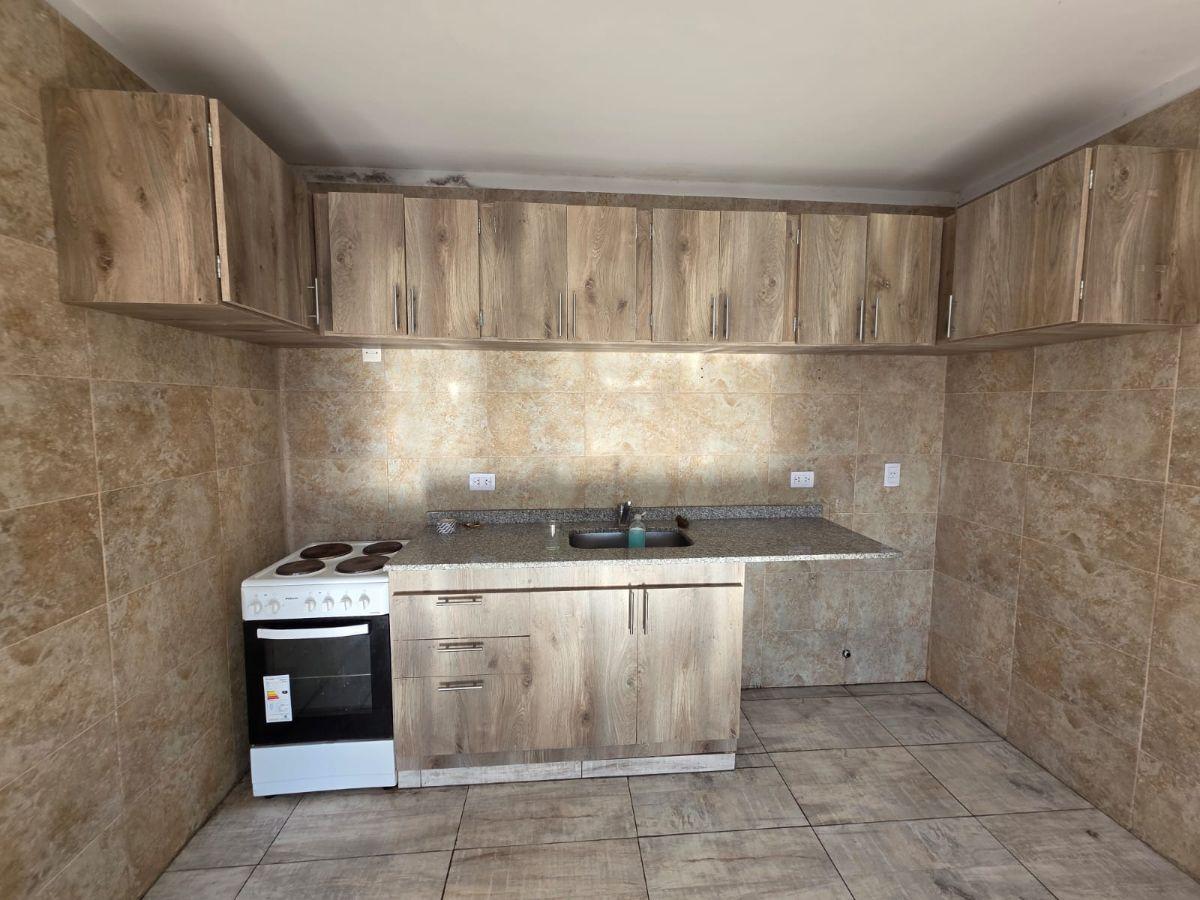 Foto de CASA EN ALQUILER - ZONA LONGCHAMPS BARRIO LOS PINARES, imagen 4
