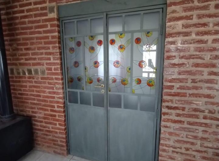 VENTA CASA + QUINCHO/DEPTO 5