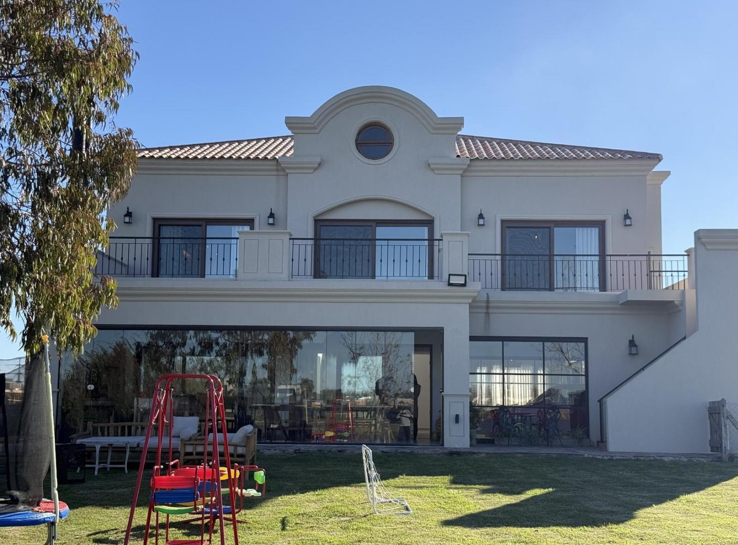 VENTA CASA 5 AMBIENTES PUERTO NIZUC A LA LAGUNA