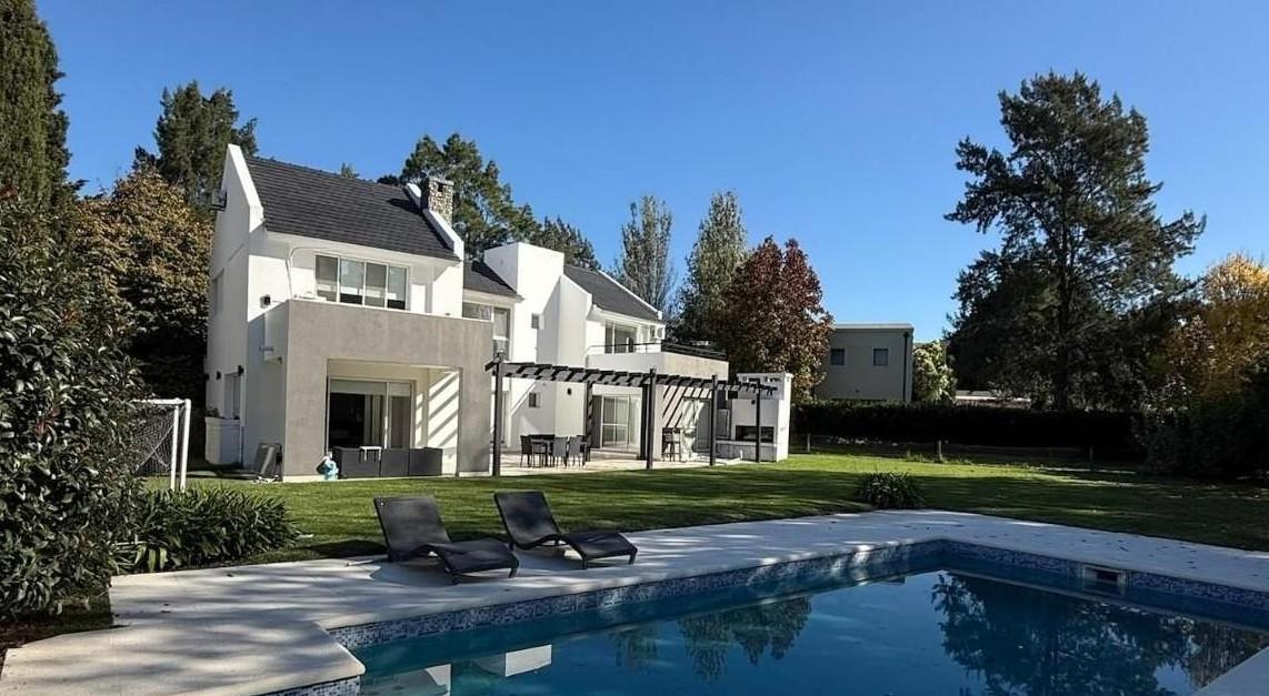 Foto de Casa en Abril Club De Campo, imagen 1