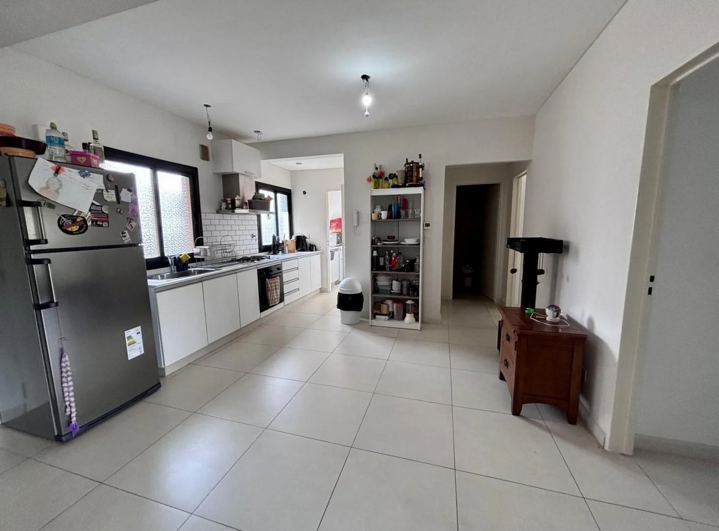Departamento en alquiler en Tigre Centro 3 ambientes con Cochera, Balcon con Parrilla y Lavadero