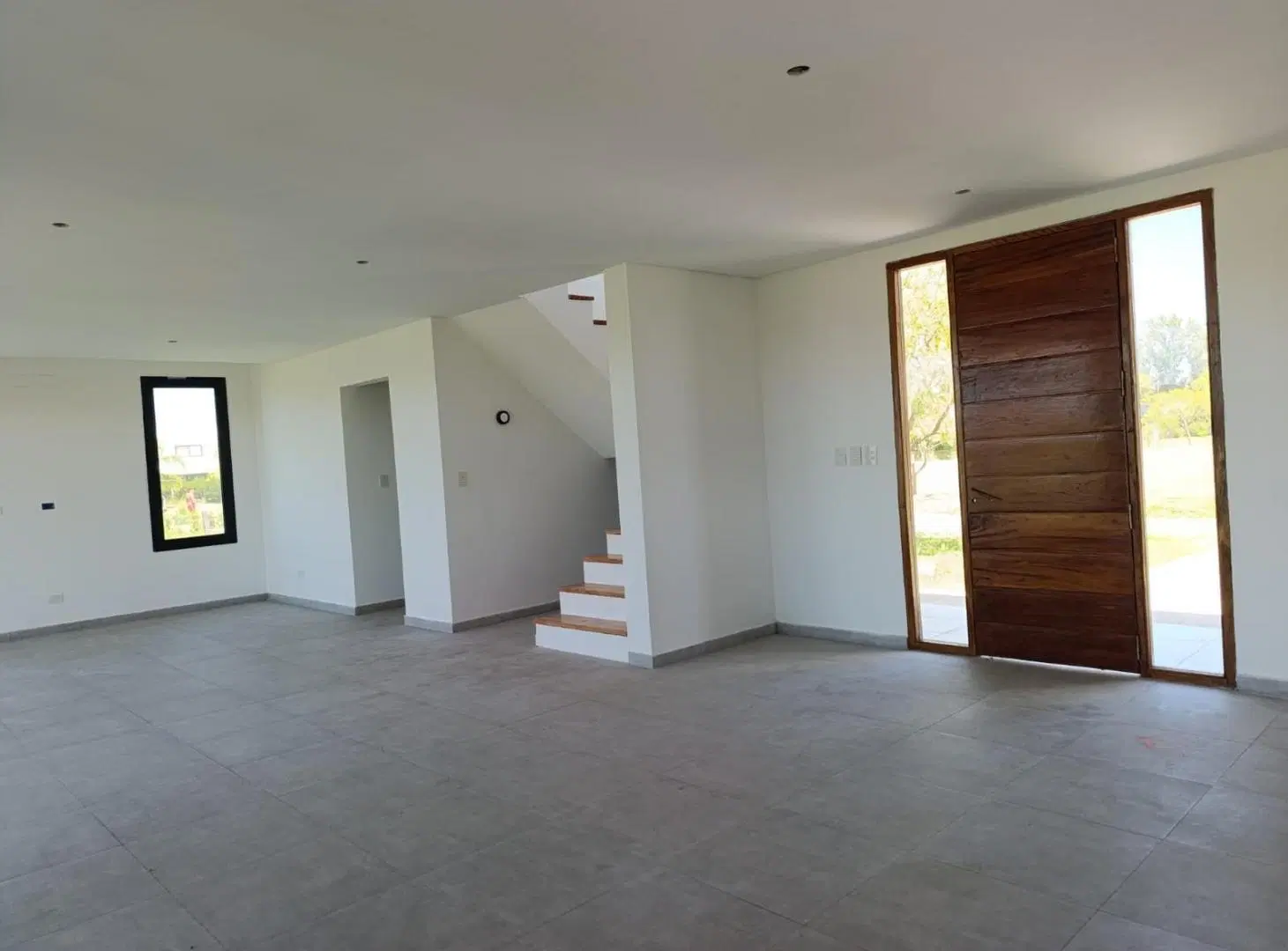 Venta/Alquiler Casa Barrio El Ensueño 5