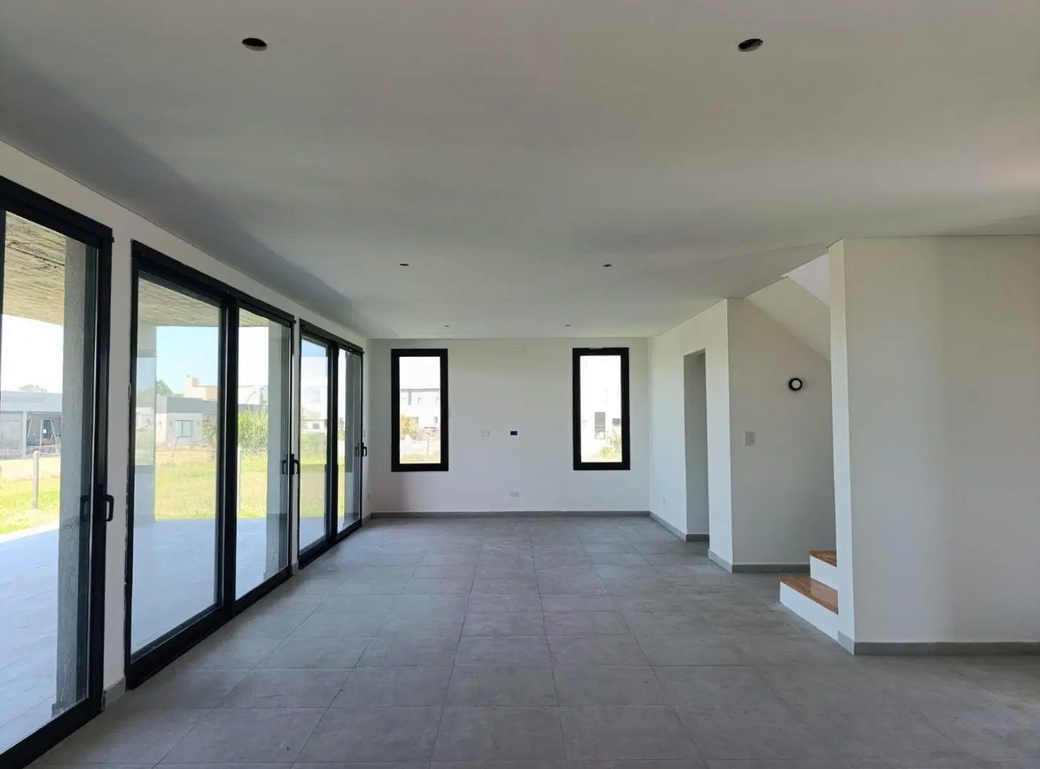 Venta/Alquiler Casa Barrio El Ensueño 2