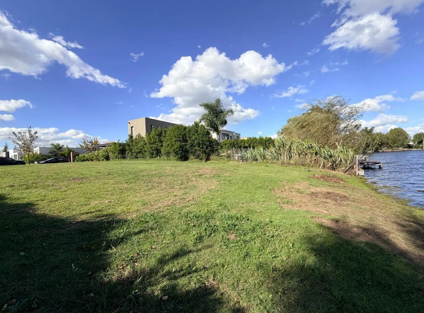 Venta de Terreno a la laguna Barrio San Rafael 5