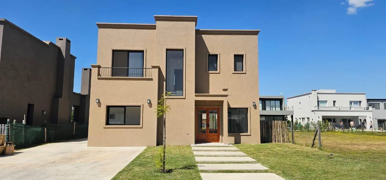 Casa 3 dormitorios, Tigre, Vila Marina II, Zona Norte, con pileta a estrenar. 3