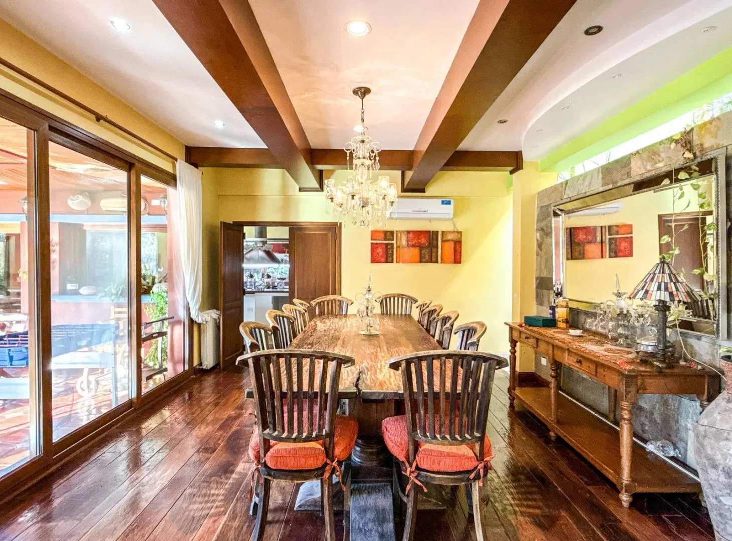 Casa en Venta y Alquiler Amoblada en Las Caletas, Nordelta, Zona Norte 5