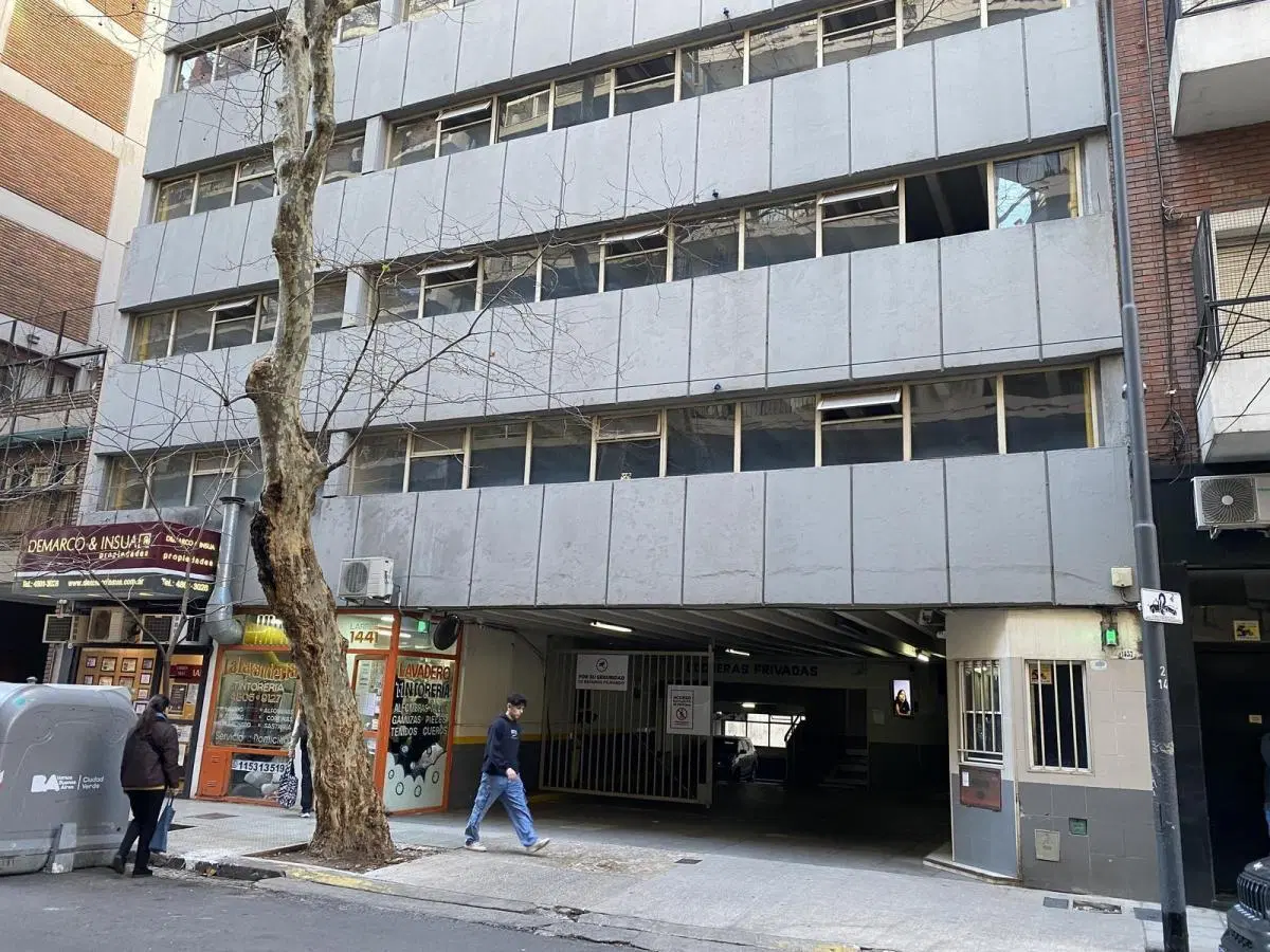 Cochera en venta en Recoleta 3