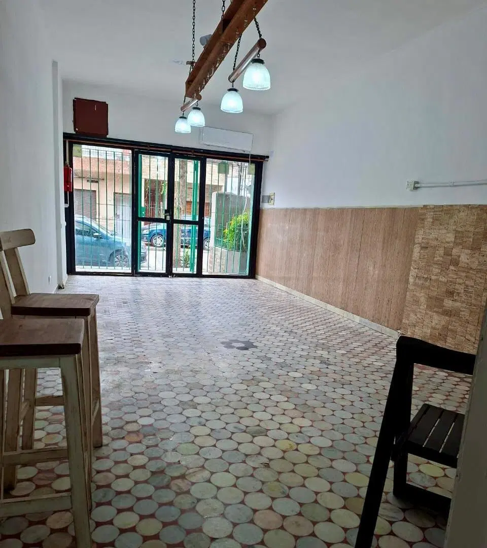 Local en Alquiler en Martínez 3
