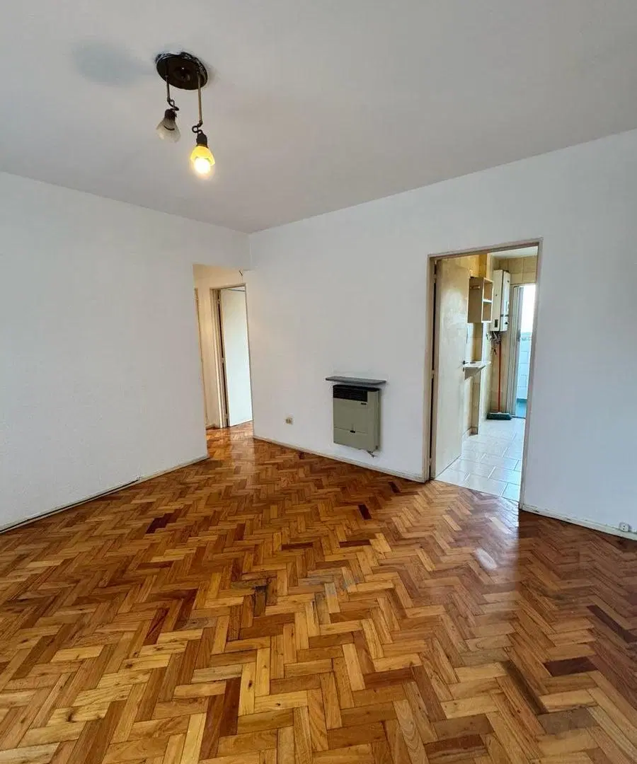 VENTA departamento 2 ambientes en Villa Luro 3