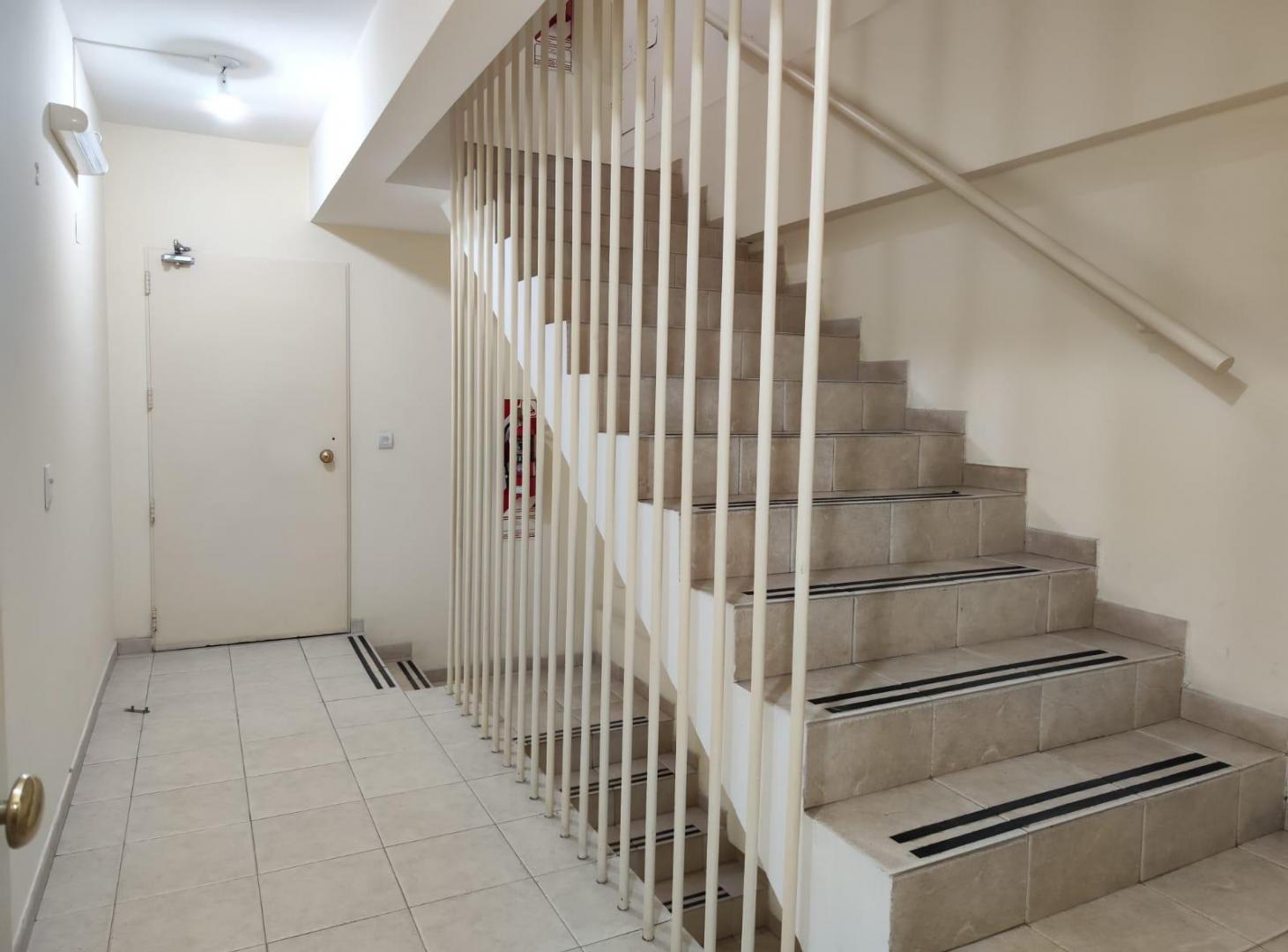 Foto de Venta departamento 3 ambientes con cochera-Florida Este, imagen 1