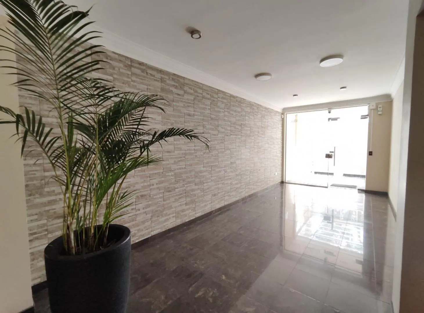Venta departamento 3 ambientes con cochera-Florida Este 8