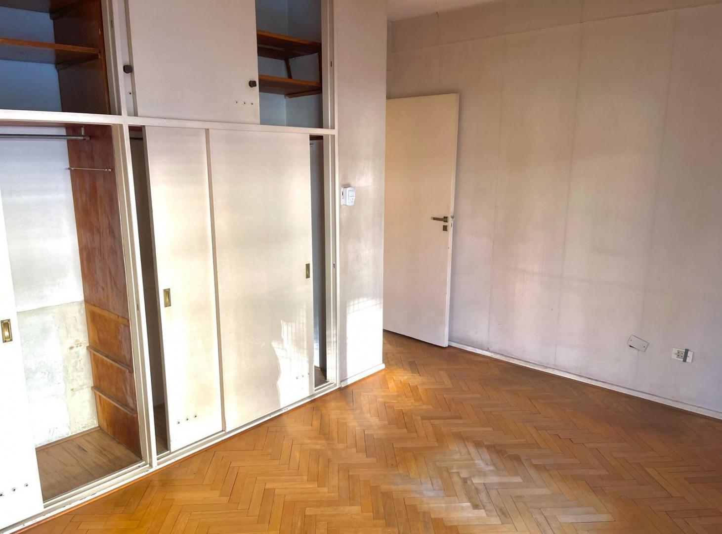 Foto de Departamento 4 ambientes con COCHERA y balcón en alquiler en Palermo, imagen 1