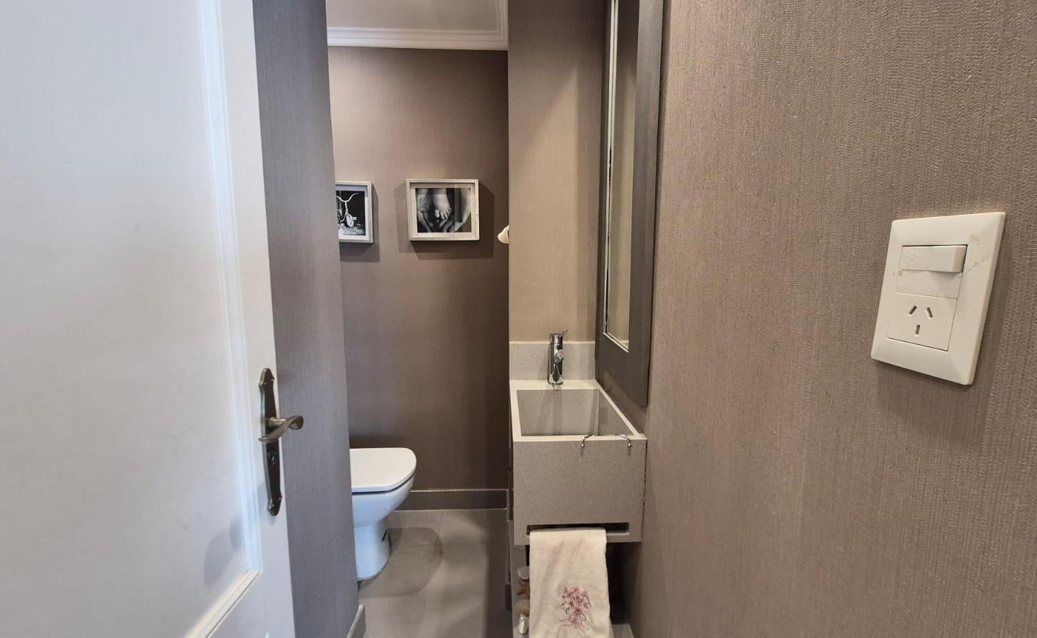 Foto de Venta Departamento 3 ambientes con dependencias , y cochera en Palermo, imagen 4
