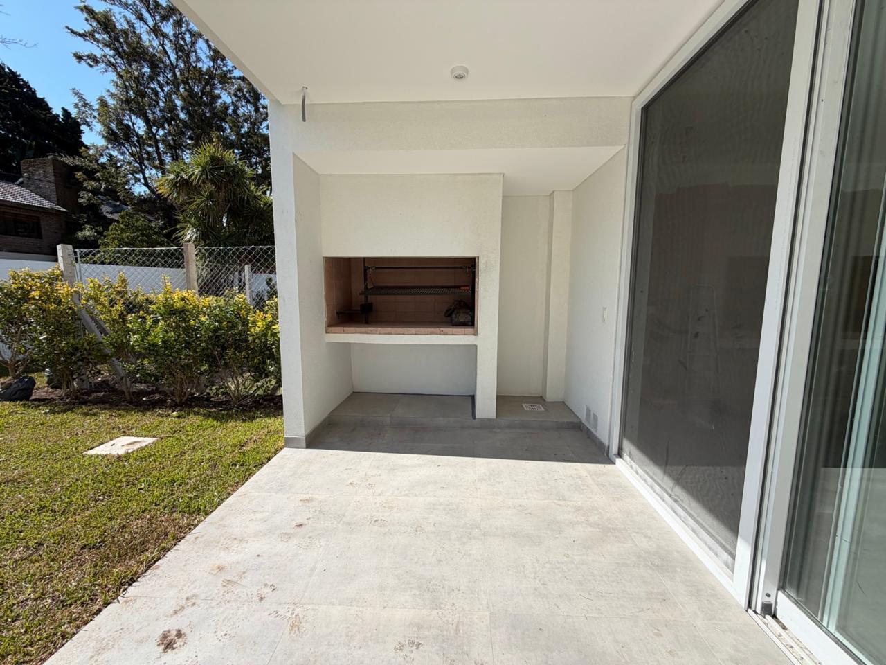 Foto de En Venta Casa a Estrenar en Punta Chica, San Isidro., imagen 1
