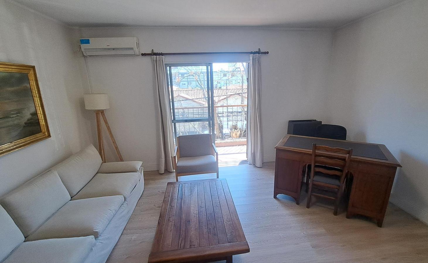 Foto de Venta departamento 2 ambientes San Isidro con balcón y cochera, imagen 2