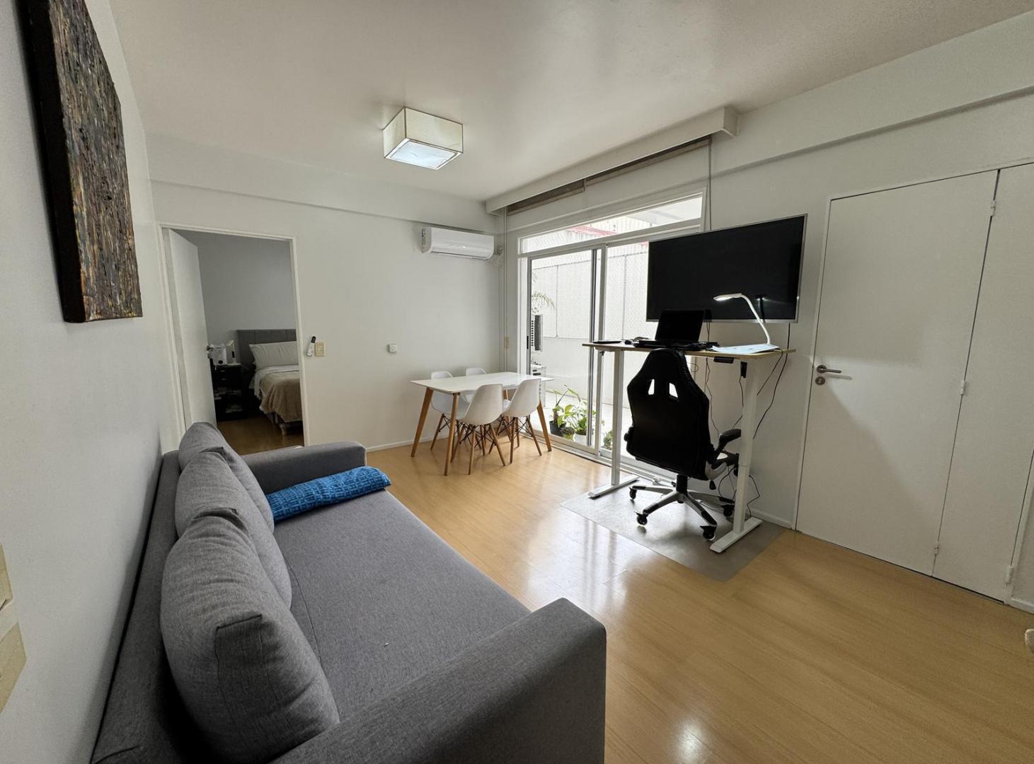 Foto de Ubicación Top | 2 Ambientes Único con Patio, Parrilla Propia y Cochera, imagen 2
