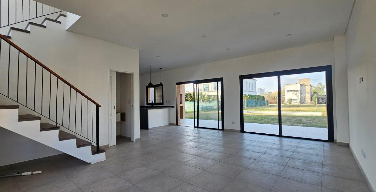 Foto de Venta Casa 4 ambientes,con piscina,a estrenar, Tigre, Vila Marina, imagen 4