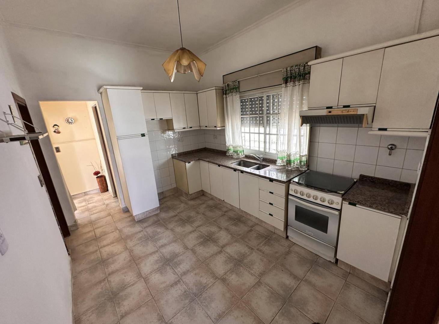 Foto de Venta Casa 3 ambientes con jardín en Claypole, imagen 5