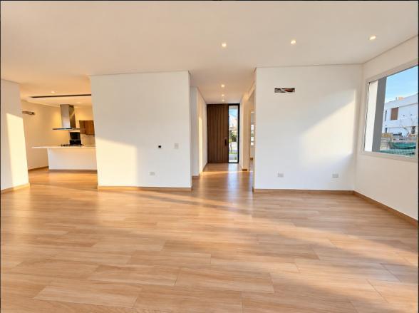 Foto de Venta Casa de 3 dormitorios en Barrio Santa Ana, imagen 4