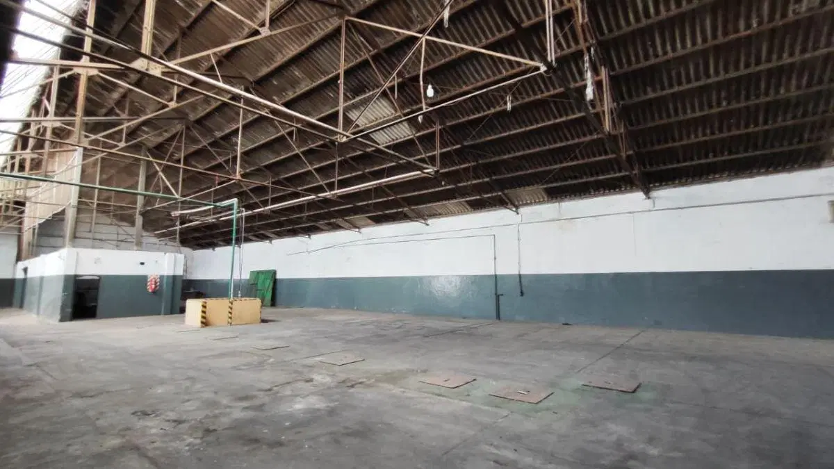 GALPÓN INDUSTRIAL DE 830 m² CON UBICACIÓN ESTRATÉGICA 5