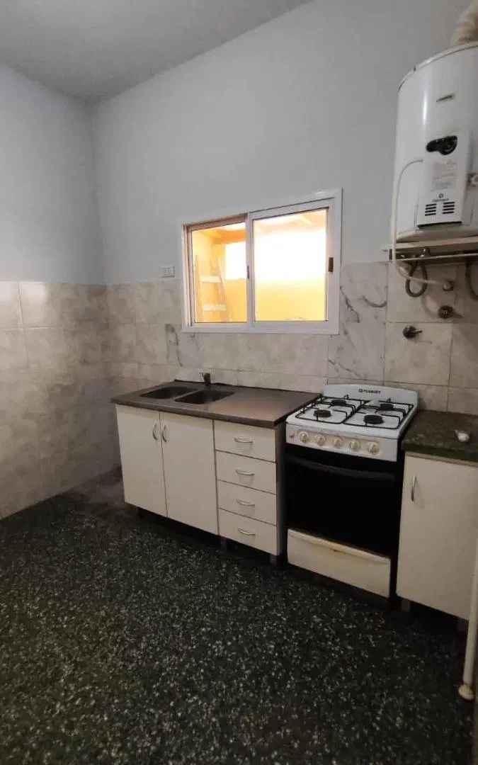 P.H. EN VENTA EN PLANTA BAJA, CON PATIO Y SIN EXPENSAS 3
