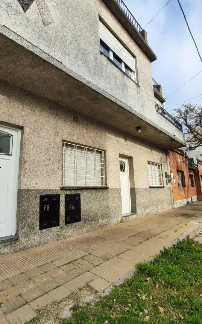 P.H. EN VENTA EN PLANTA BAJA, CON PATIO Y SIN EXPENSAS 4