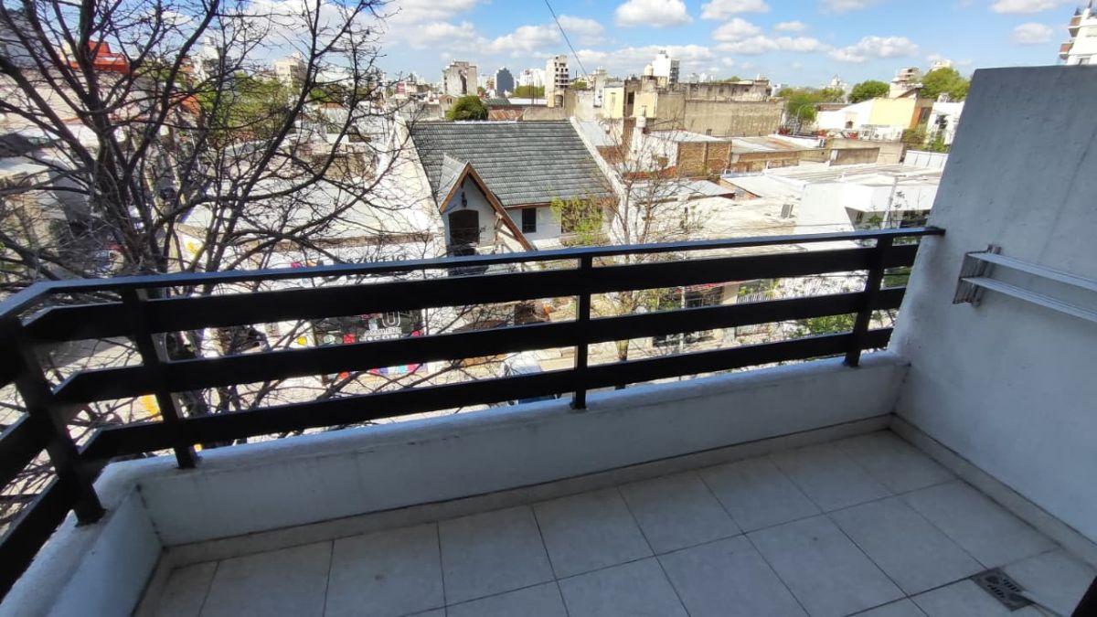 Foto de HERMOSO DEPARTAMENTO 2 AMBIENTES CON BALCON EN EL BARRIO VELEZ, imagen 5