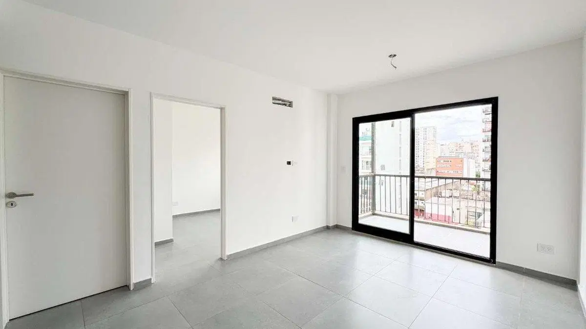 VENTA 2 AMB C/BALCON A ESTR EXC CALIDAD MONSERRAT 2