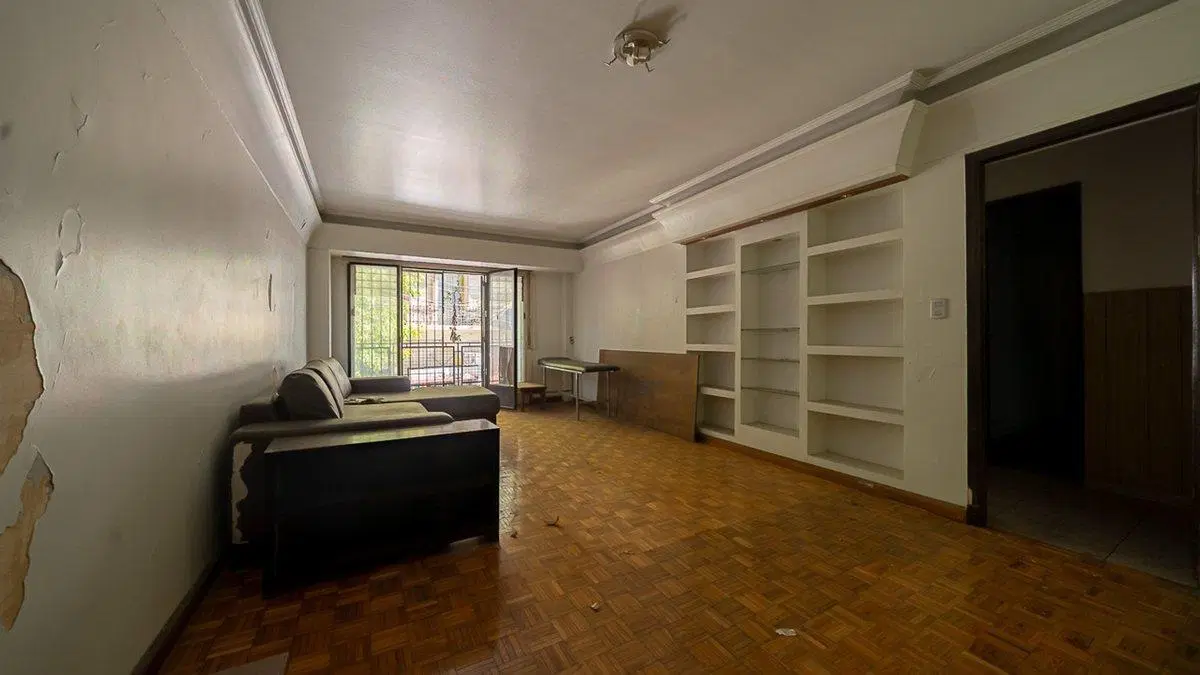 DEPARTAMENTO 3 AMBIENTES ABASTO A REFACCIONAR 2