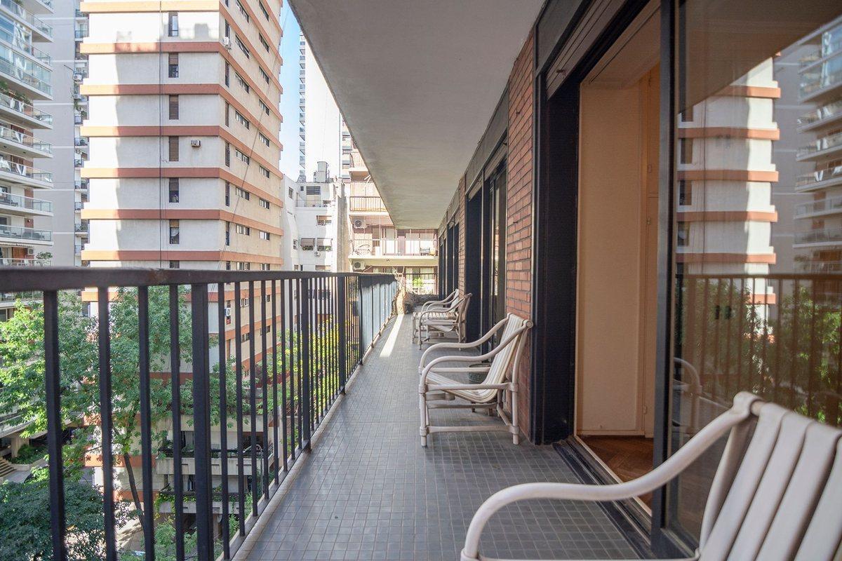VENTA PISO 4 AMB CON BALCON COCHERA EN BELGRANO