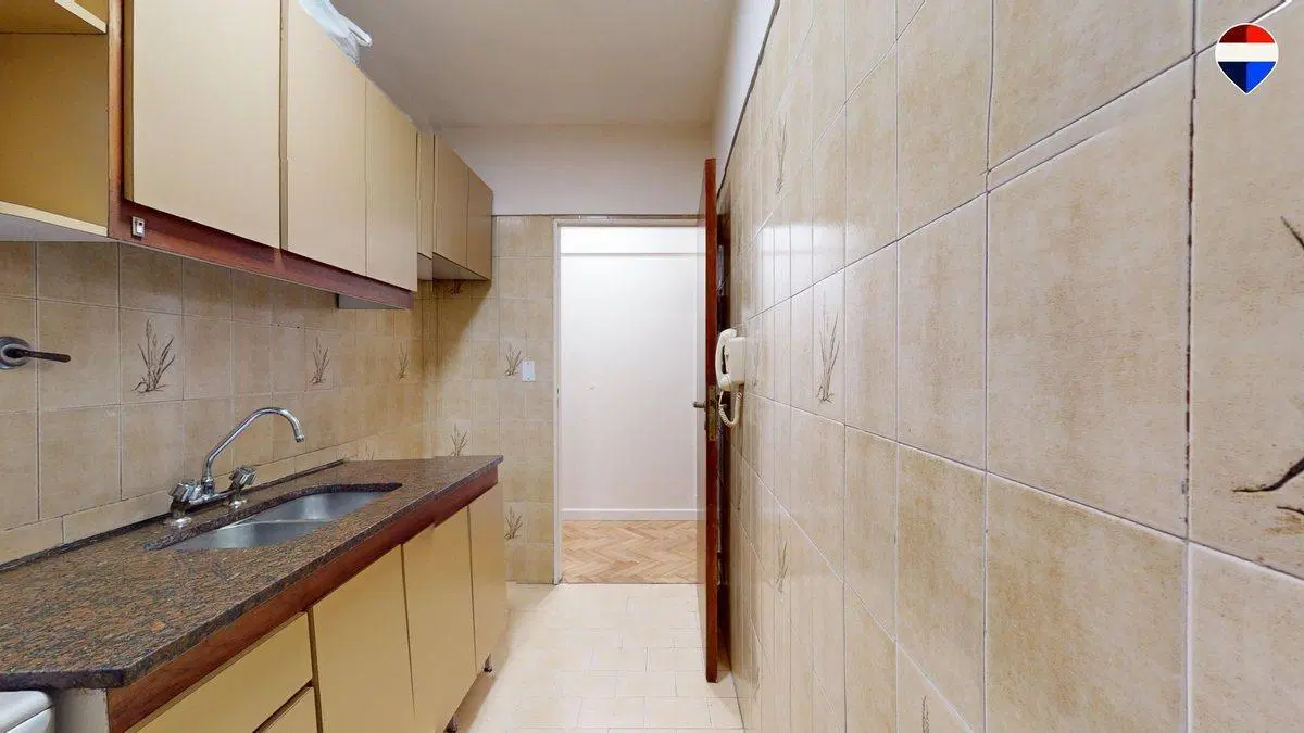 VENTA DEPARTAMENTO 2 AMBIENTES  EN FLORES 5