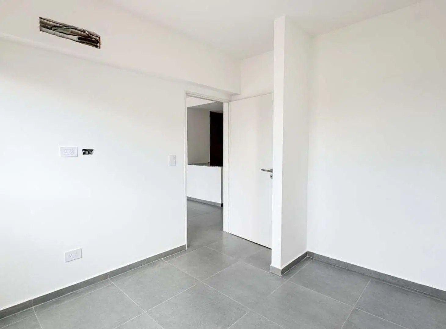 VENTA 2 AMB C/BALCON A ESTR EXC CALIDAD MONSERRAT 4