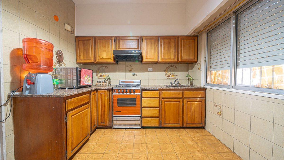 Foto de VENTA CASA CON PARQUE Y TRES DEPTOS EN SAN JUSTO, imagen 5
