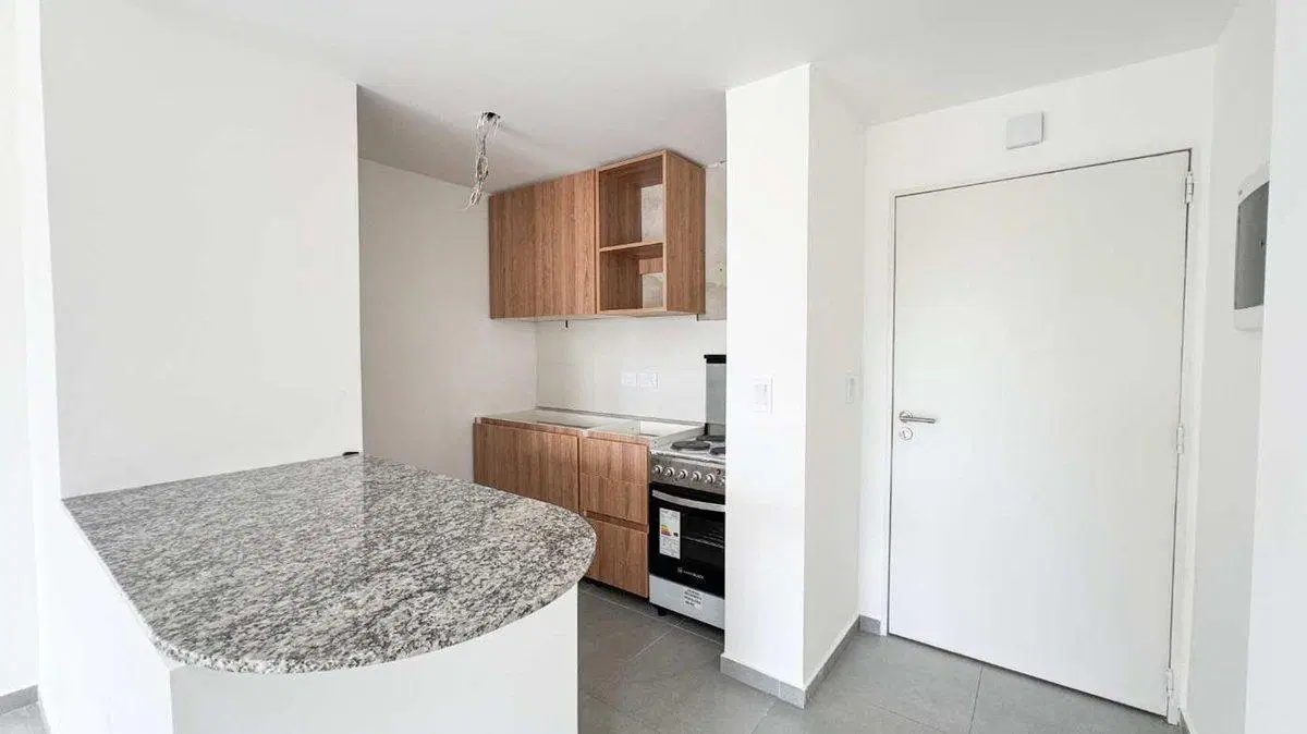 VENTA 2 AMB C/BALCON A ESTR EXC CALIDAD MONSERRAT 3