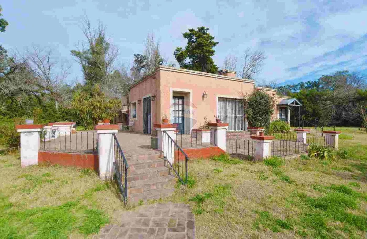 Finca en Pilar, 1.6ha de naturaleza y confort. 4