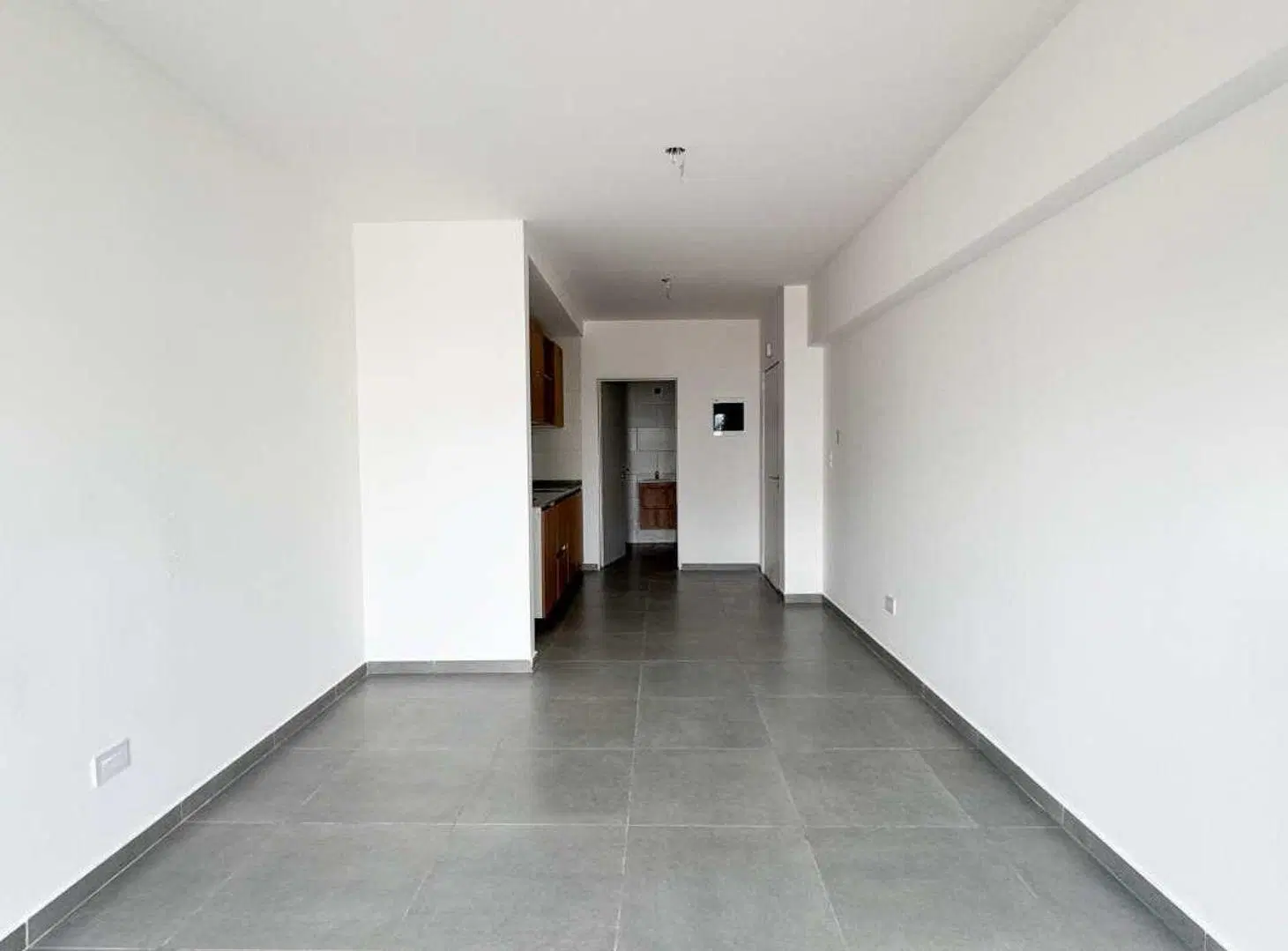 VENTA MONOAMBIENTE A ESTRENAR CON BALCON 4