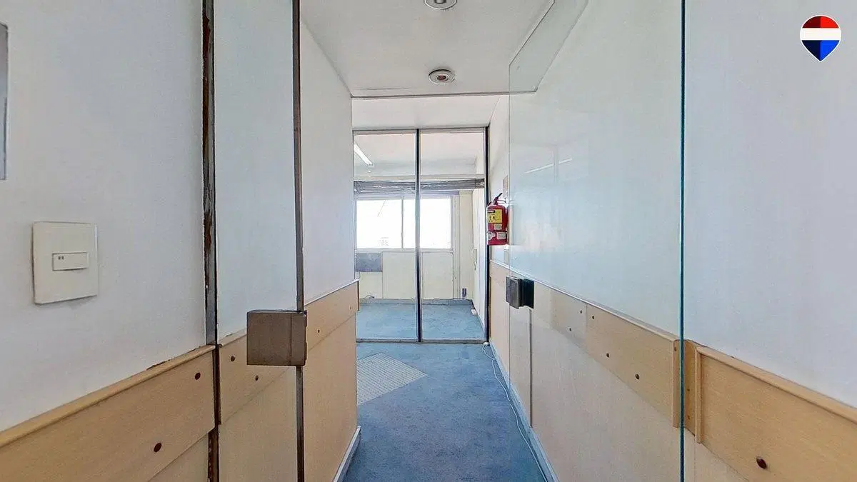 VENTA OFICINA APTO VIVIENDA SAN NICOLAS PISO ALTO 3