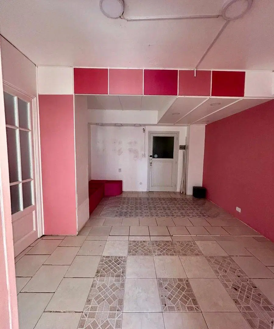 VENTA OFICINA 4 AMBIENTES MONSERRAT AL FRENTE 8