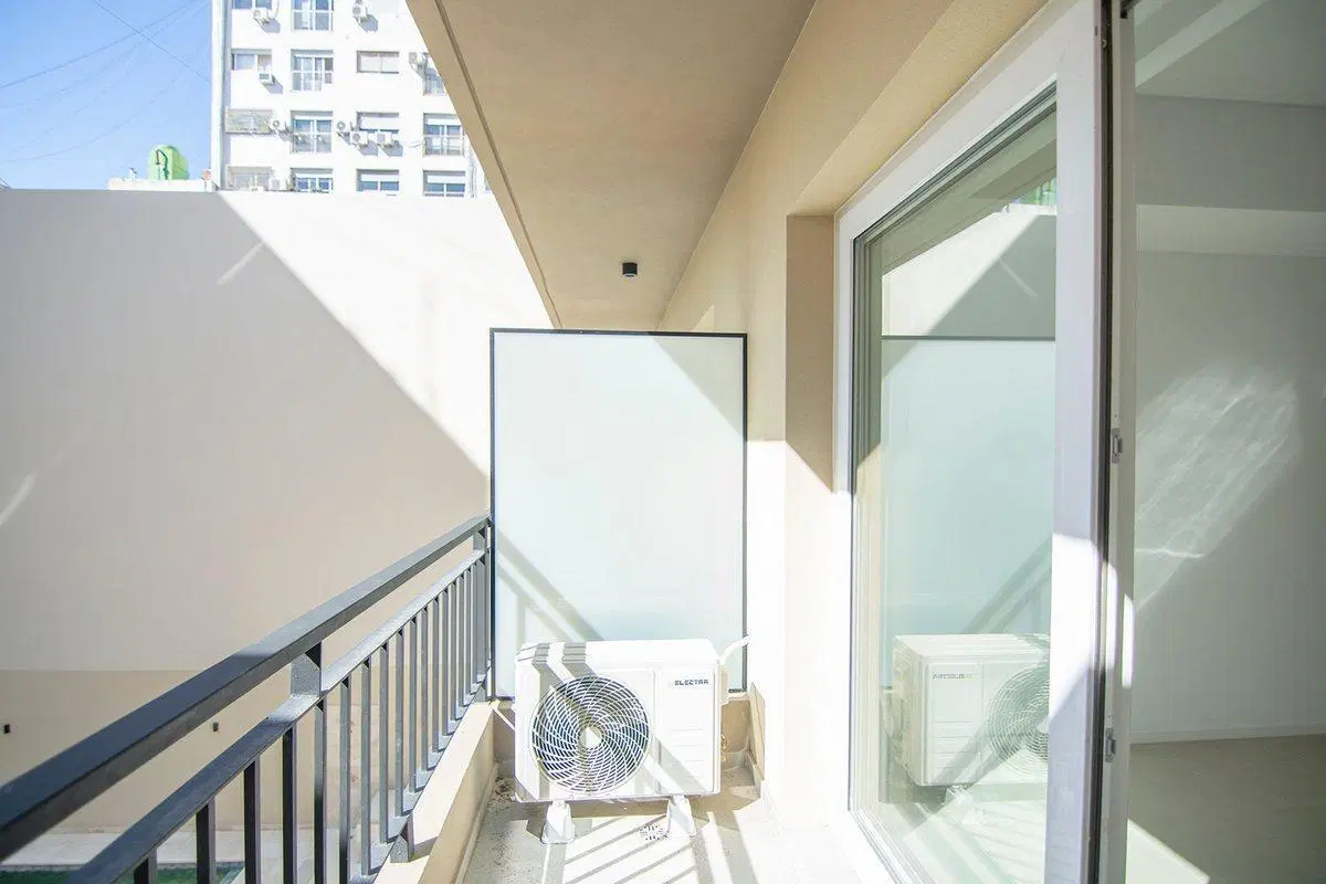 VTA ESTR MONOAMB C/BALCON/ AMENIT EXC UBI S.TELMO 5
