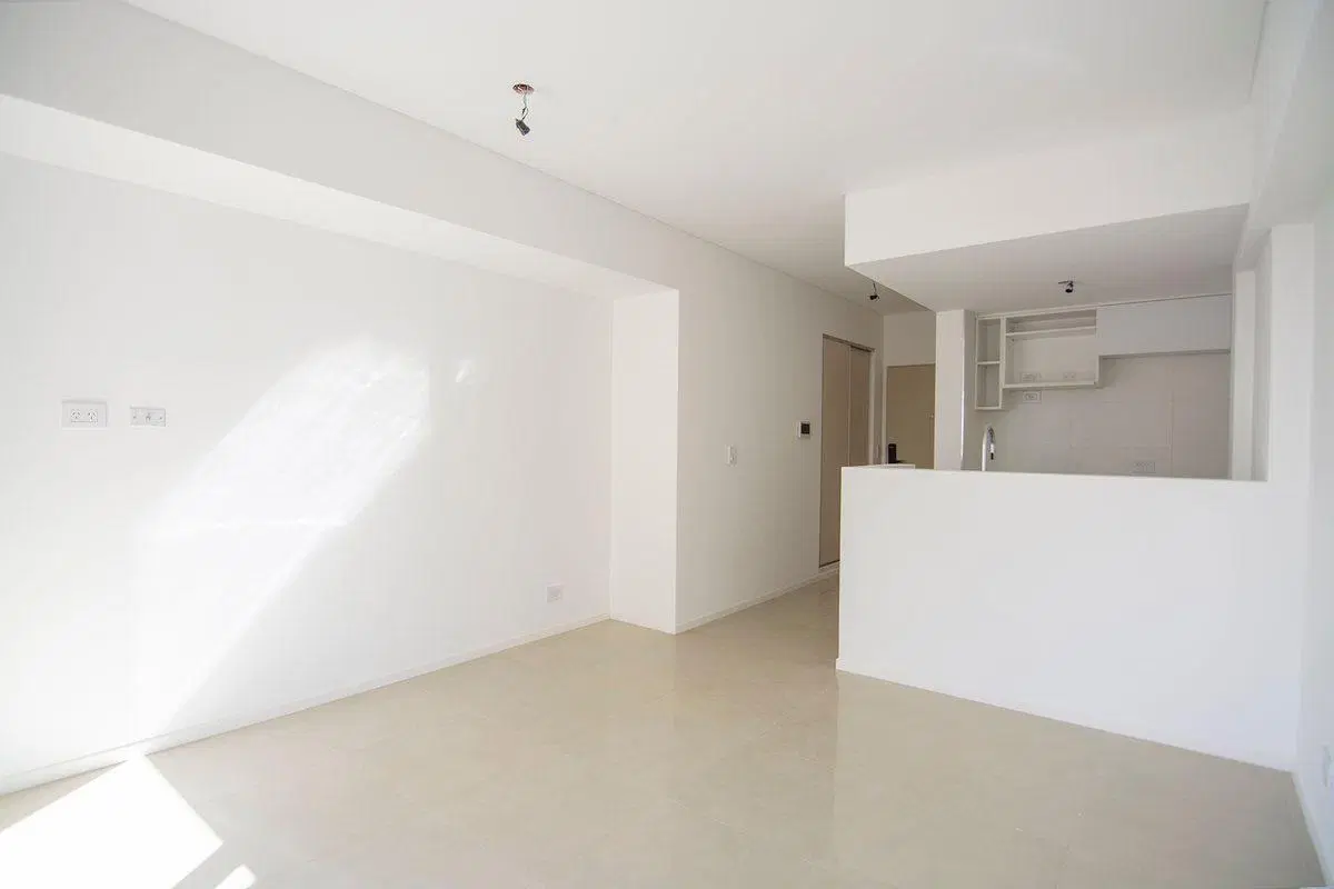 VTA ESTR MONOAMB C/BALCON/ AMENIT EXC UBI S.TELMO 4