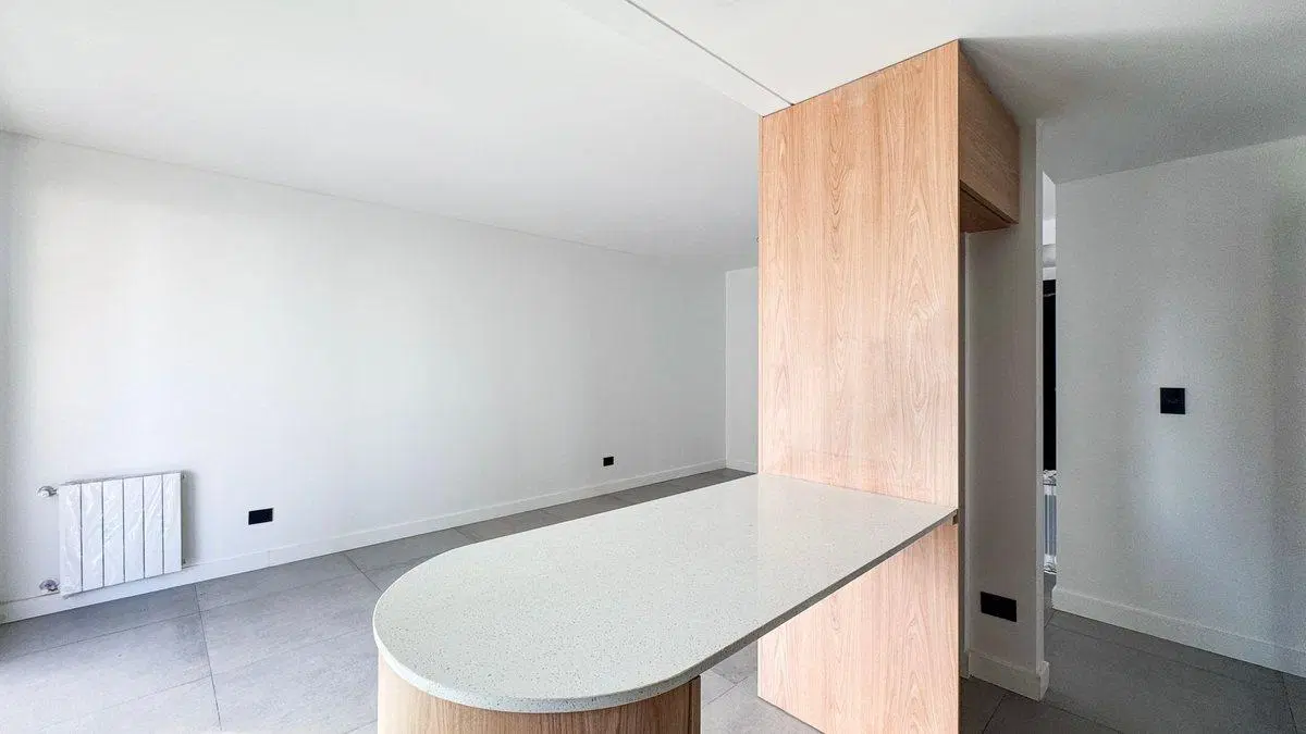 SEMIPISO 3 AMB. EX  CALIDAD, BALCÓN COCH AMENITIES 2
