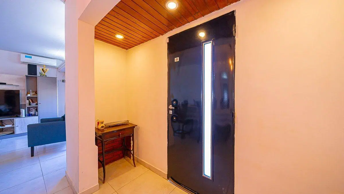 VENTA CASA CON PARQUE JOSE LEON SUAREZ 3