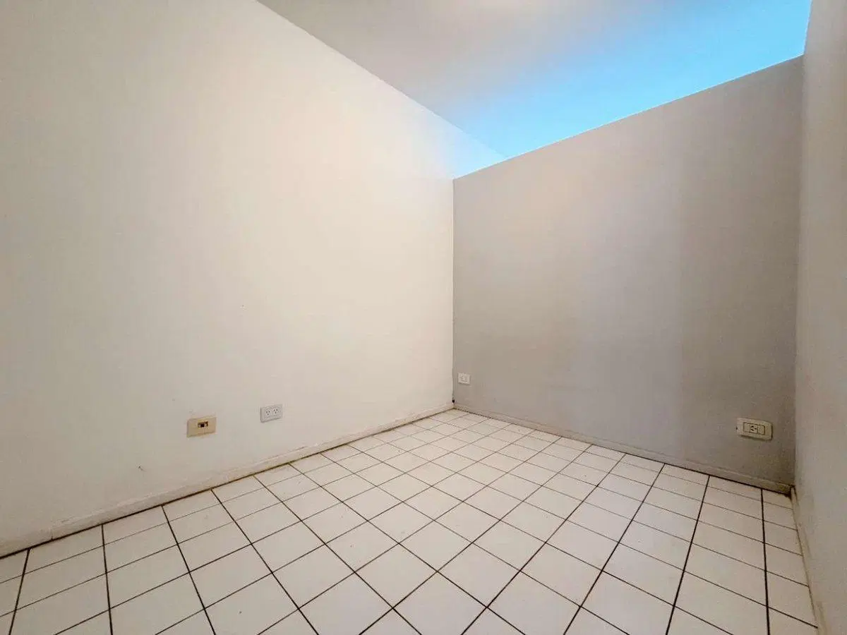 Monoambiente divisible con patio propio, Ballester 3