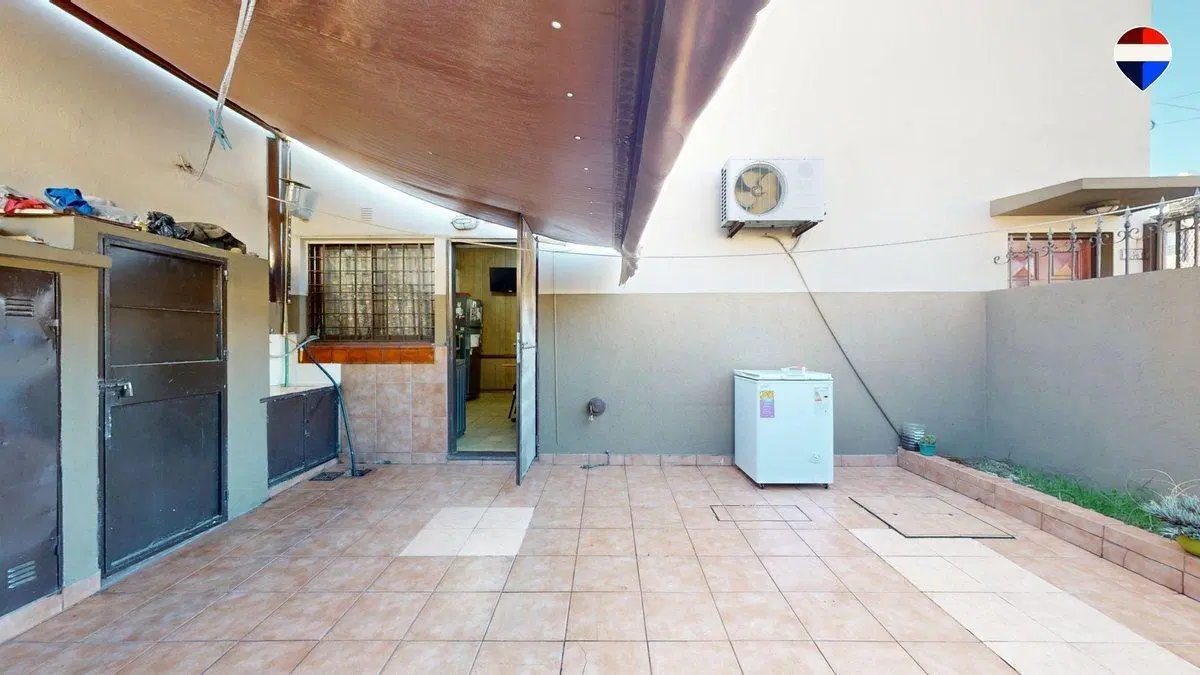 CASA EN VENTA-3 AMBIENTES-HAEDO NORTE CON PATIO 3