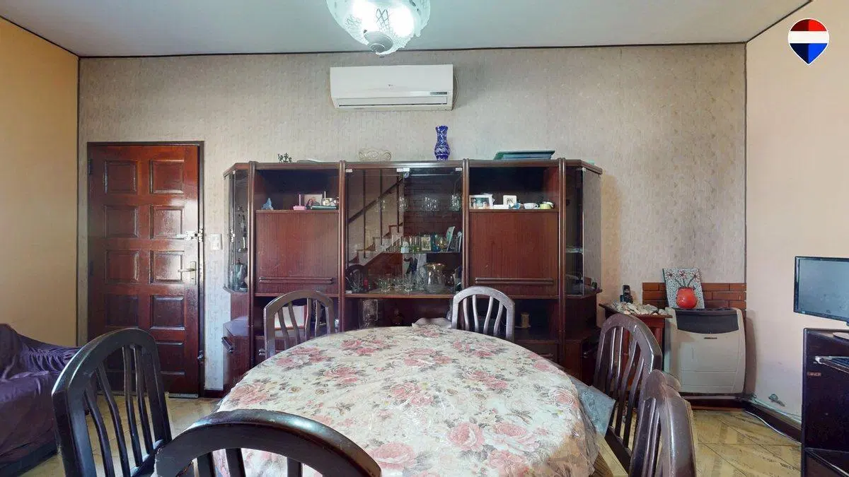 CASA EN VENTA-3 AMBIENTES-HAEDO NORTE CON PATIO 8