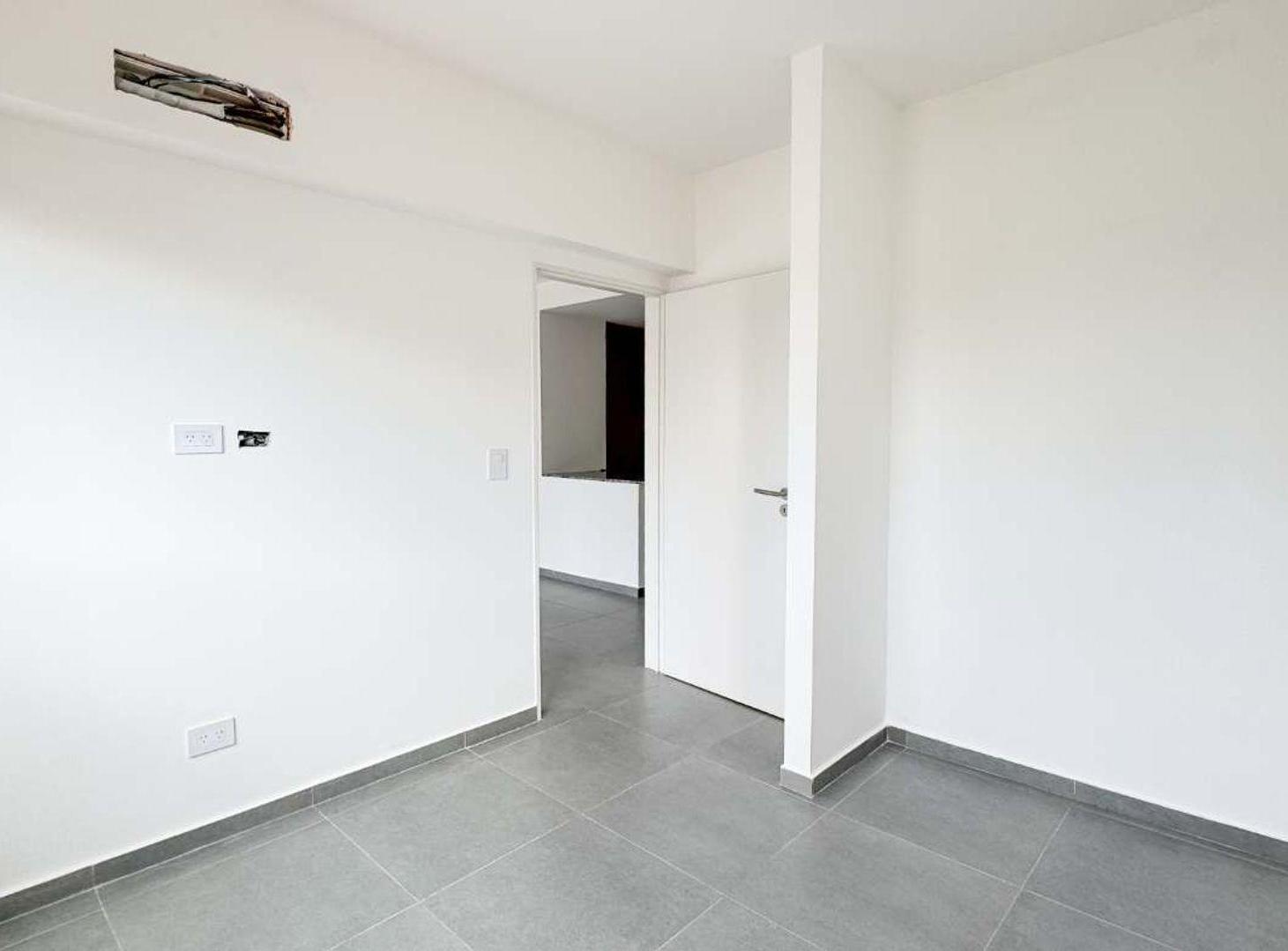 Foto de VENTA 2 AMB C/BALCON A ESTR EXC CALIDAD MONSERRAT, imagen 2