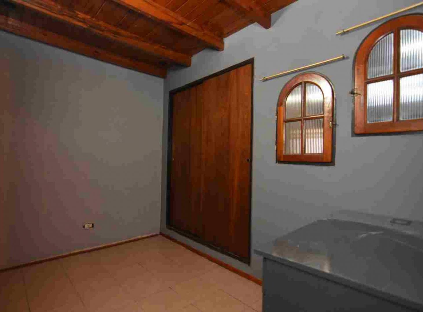 Foto de DEPARTAMENTO + LOCALES EN VENTA (PABLO NOGUES), imagen 5