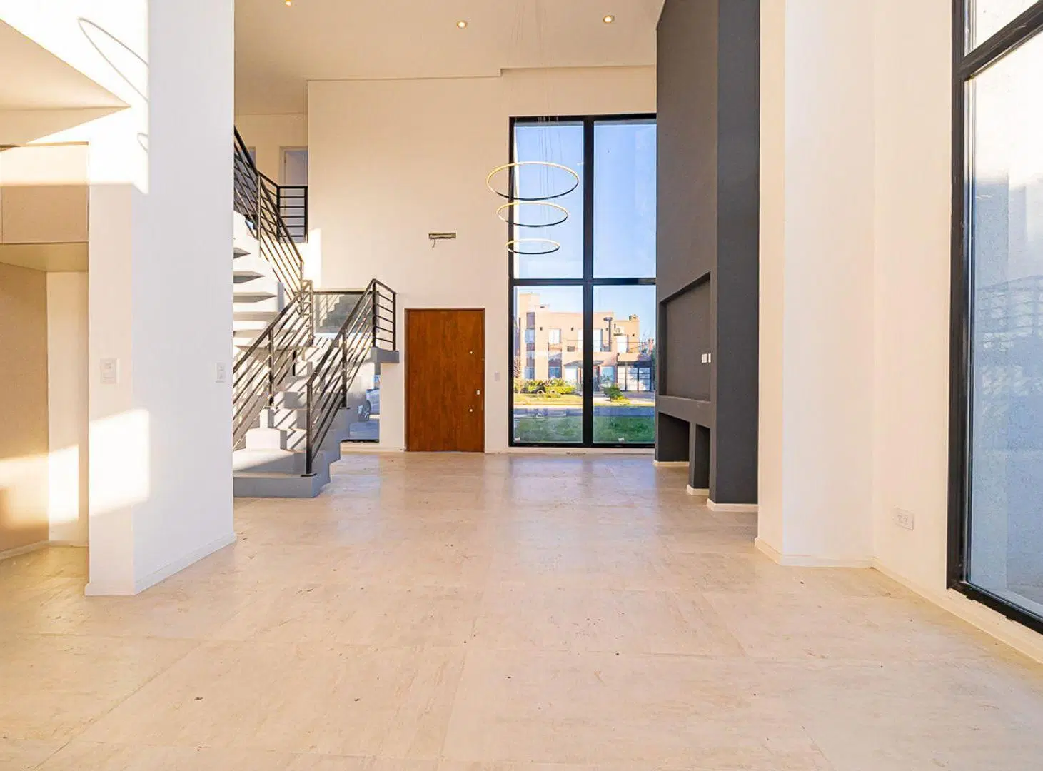 CASA 5 AMB A ESTRENAR A LA LAGUNA SANTO DOMINGO 8